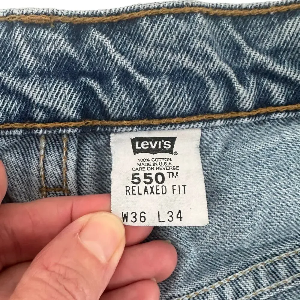 Vtg 90s Levis Jeans 550 Relaxed Fit Cotton Light Wash Blue Denim Mens W36 L34